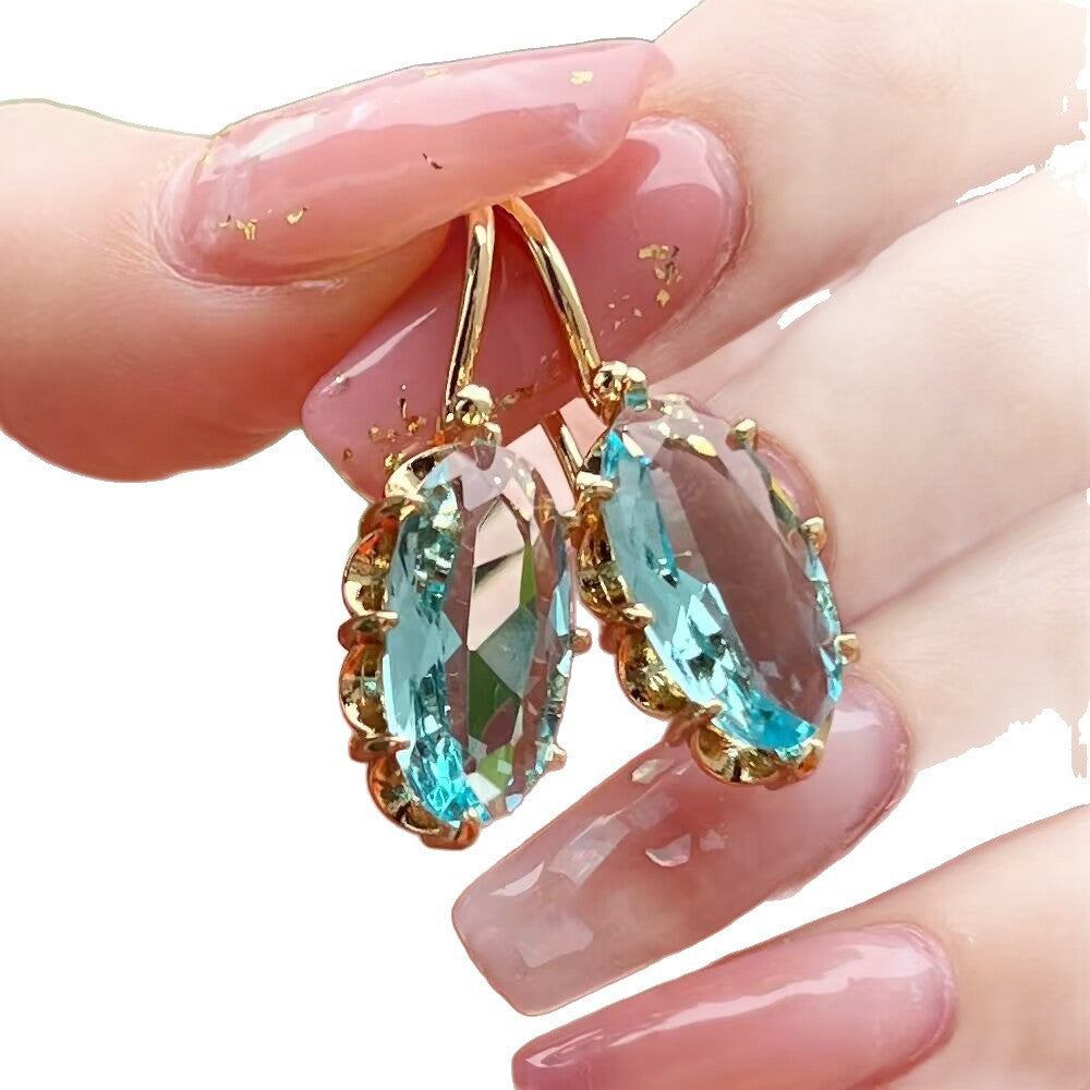 Retro Crystal Gold Earrings
