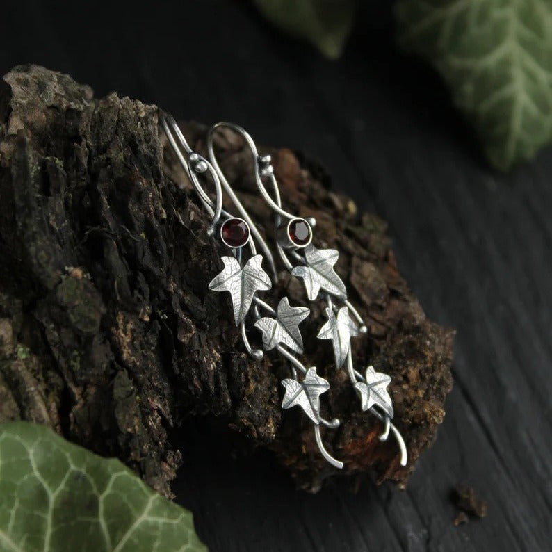Vintage plant leaves vine earrings