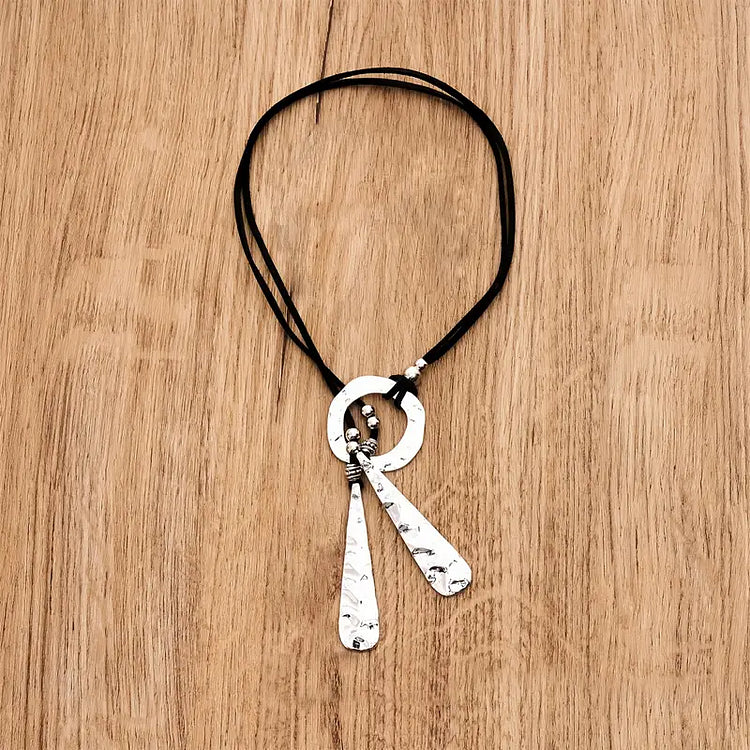 Vintage Hollow Circle Droplet Design Necklace