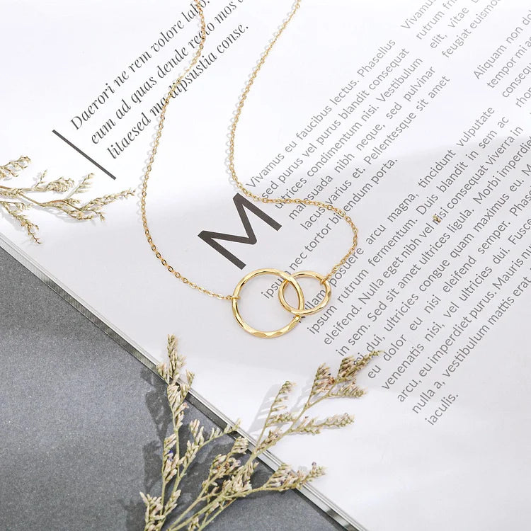Retro Minimalist Double-Ring Necklace with Collarbone Chain