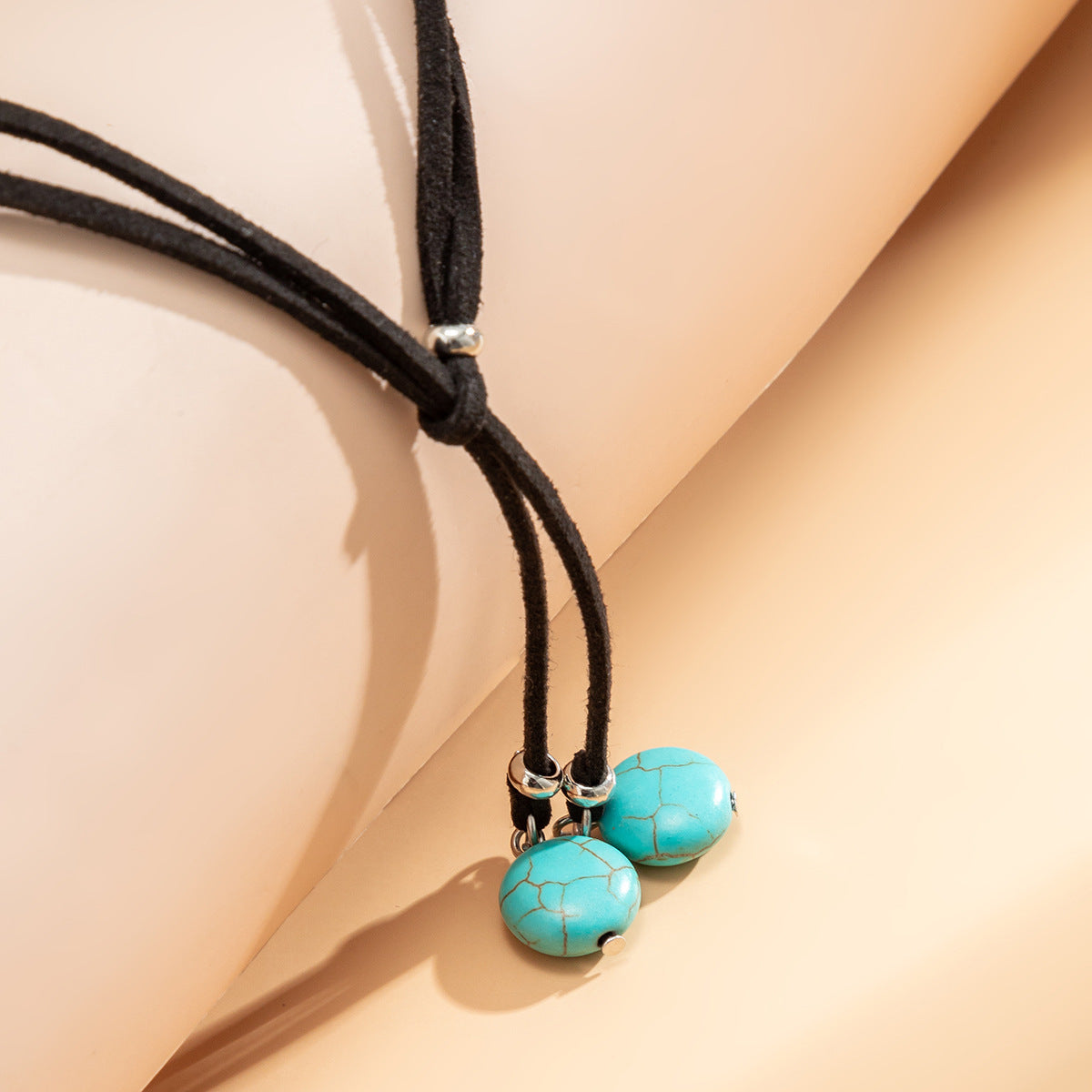 Fashionable Fringe Pendant Turquoise Necklace