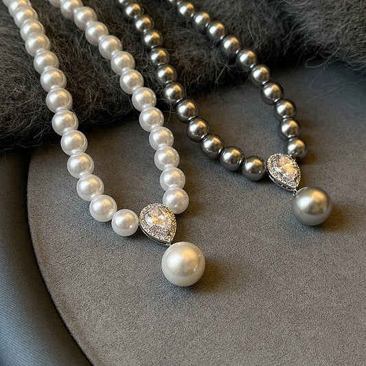Zircon Water Droplet Pearl Necklace