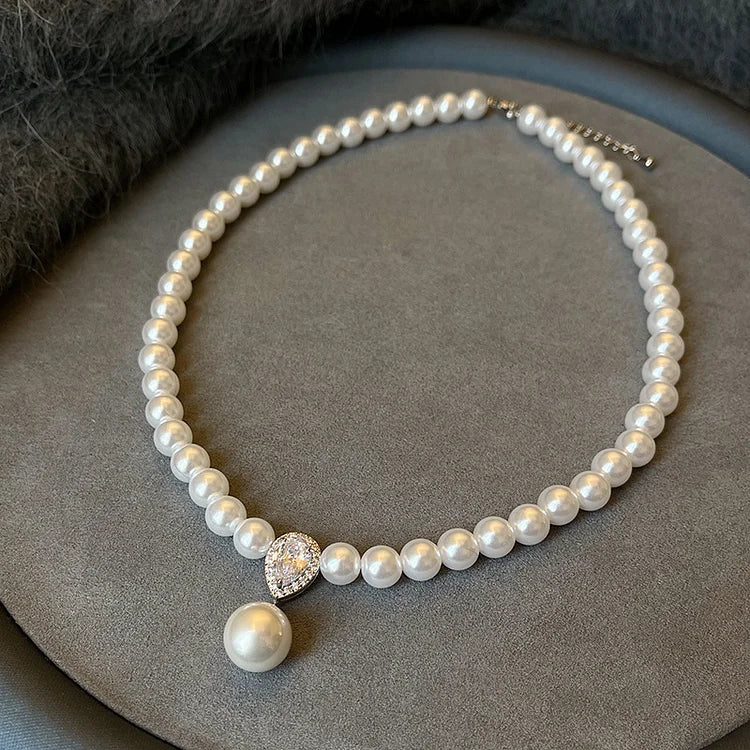 Zircon Water Droplet Pearl Necklace