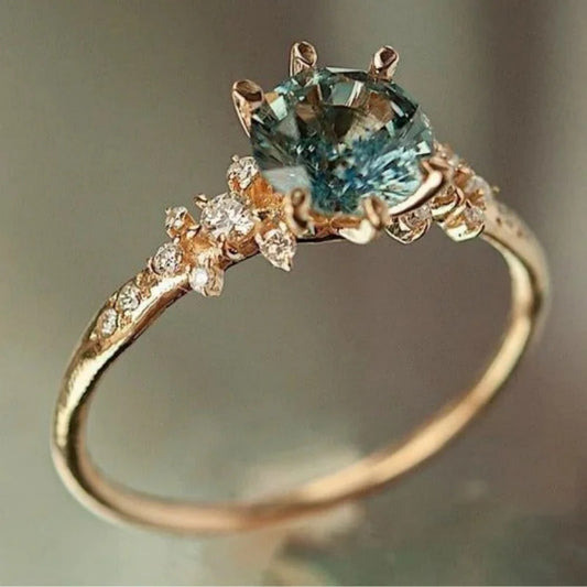 Vintage Gold Plated Exquisite Six Claw Set Zircon Blue Emerald Ring