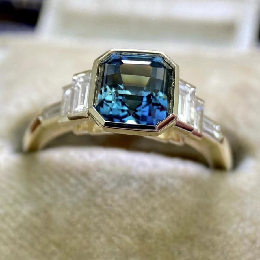 Gold-Inlaid Sapphire Zirconia Ring