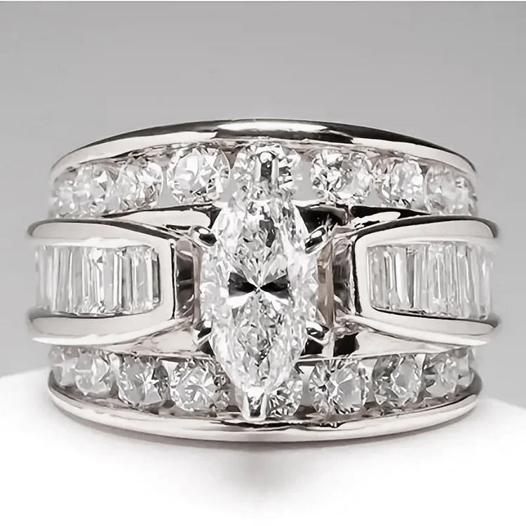 Horse Eye Shaped Diamond Inlaid Zircon Ring