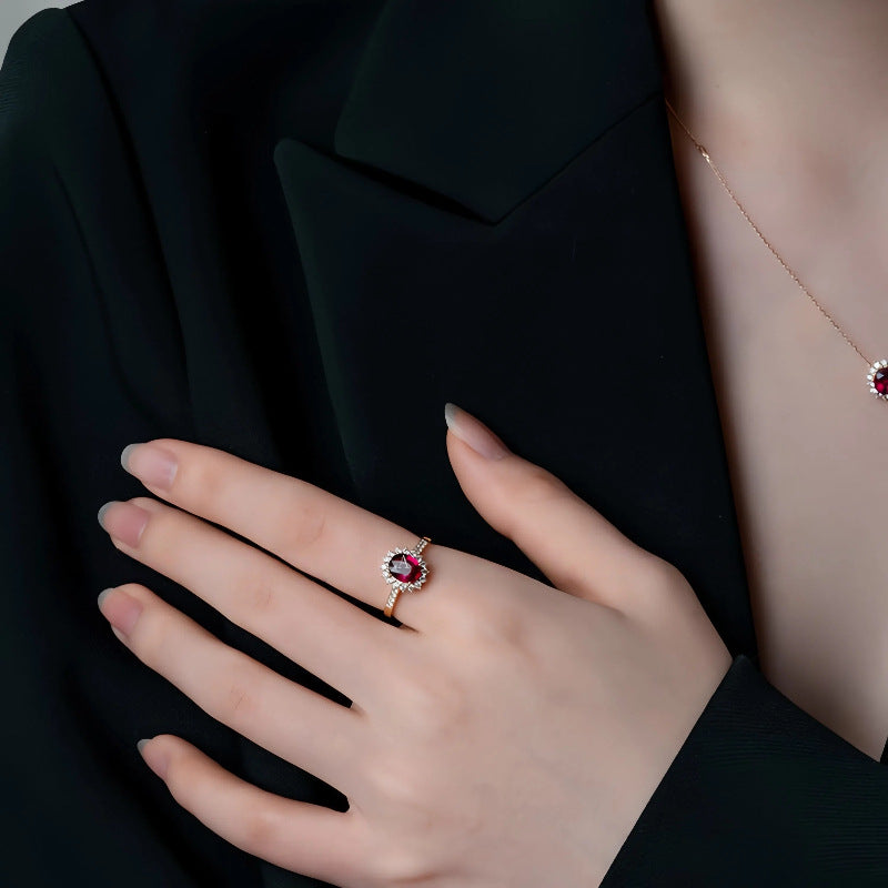 Vintage Red Crystal Gold Ring