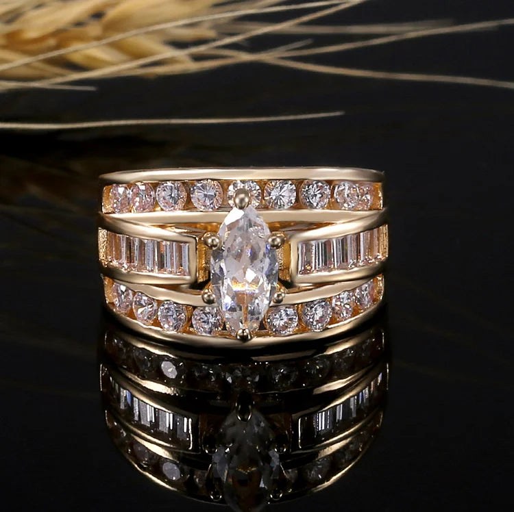 Horse Eye Shaped Diamond Inlaid Zircon Ring